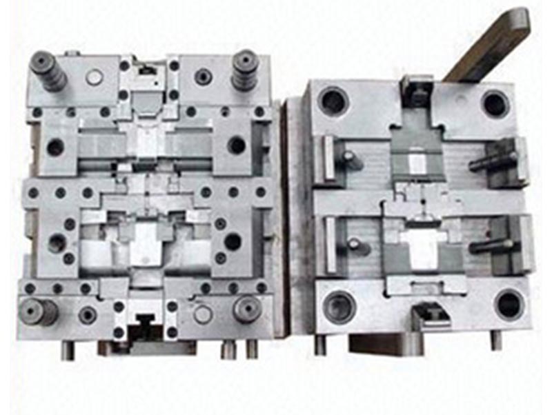 藤精密塑料模-07